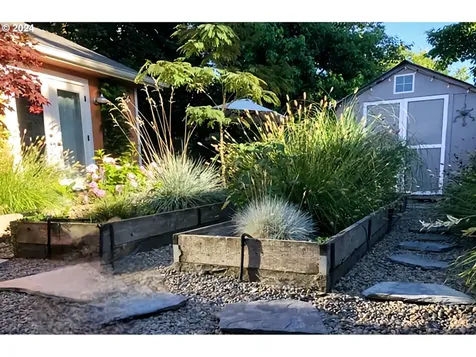 2501 Noah Street Eugene OR 97402