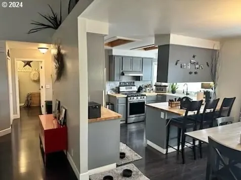 2501 Noah Street Eugene OR 97402