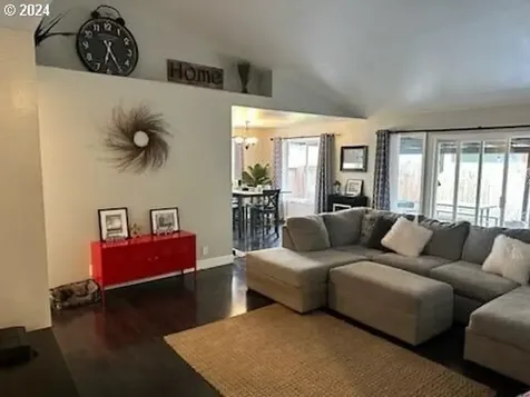 2501 Noah Street Eugene OR 97402