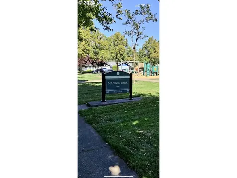 2501 Noah Street Eugene OR 97402