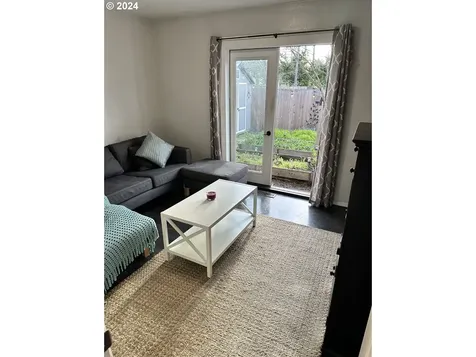 2501 Noah Street Eugene OR 97402