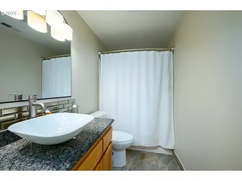2387 Sw Leo Street Mcminnville OR 97128