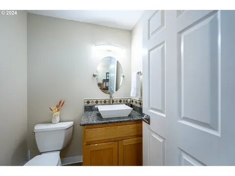 2387 Sw Leo Street Mcminnville OR 97128