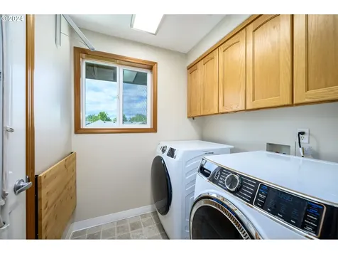 2387 Sw Leo Street Mcminnville OR 97128