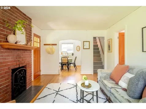 5805 Se 22nd Avenue Portland OR 97202