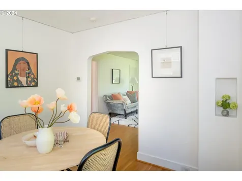 5805 Se 22nd Avenue Portland OR 97202