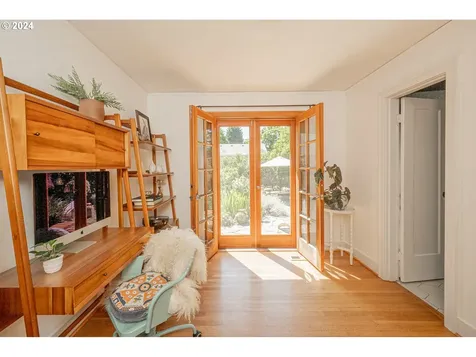 5805 Se 22nd Avenue Portland OR 97202