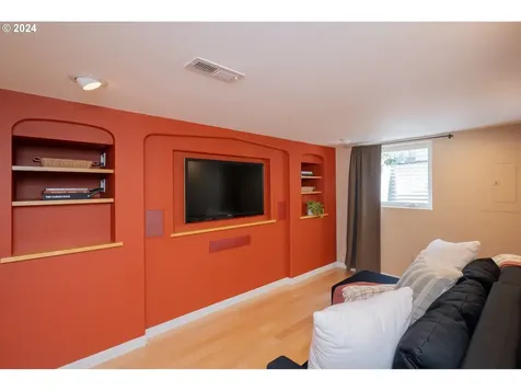 5805 Se 22nd Avenue Portland OR 97202