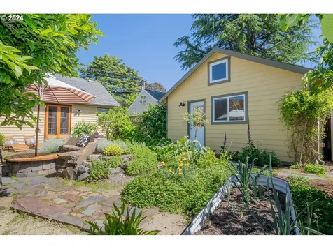 5805 Se 22nd Avenue Portland OR 97202