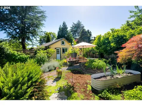 5805 Se 22nd Avenue Portland OR 97202