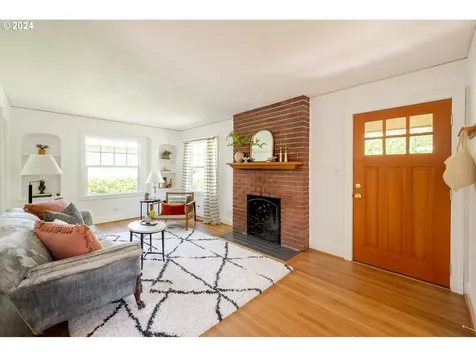 5805 Se 22nd Avenue Portland OR 97202
