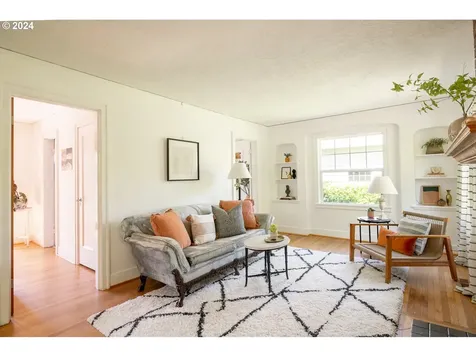 5805 Se 22nd Avenue Portland OR 97202
