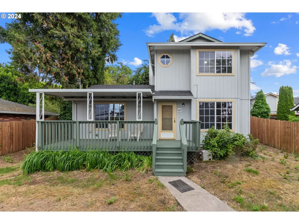 842 NE Stafford Street Portland OR 97211