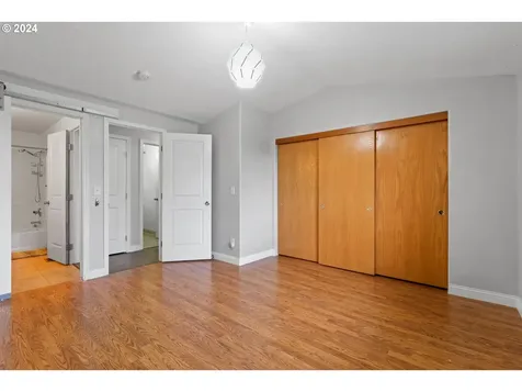 842 NE Stafford Street Portland OR 97211
