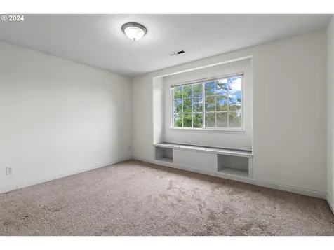 842 NE Stafford Street Portland OR 97211