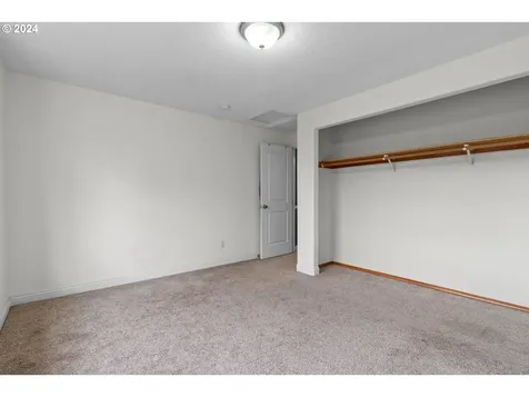 842 NE Stafford Street Portland OR 97211