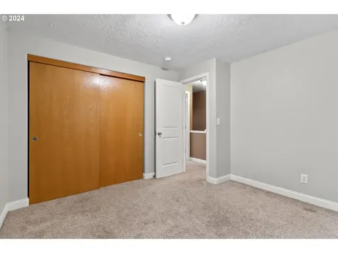 842 NE Stafford Street Portland OR 97211