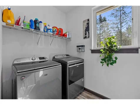 95748 Cape Ferrelo Road Brookings OR 97415