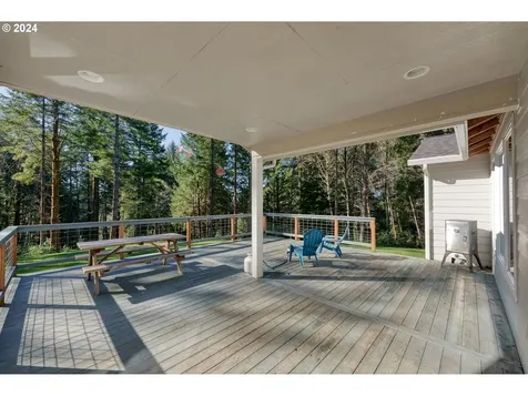 95748 Cape Ferrelo Road Brookings OR 97415