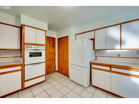 1617 NE 65th Street Vancouver WA 98665