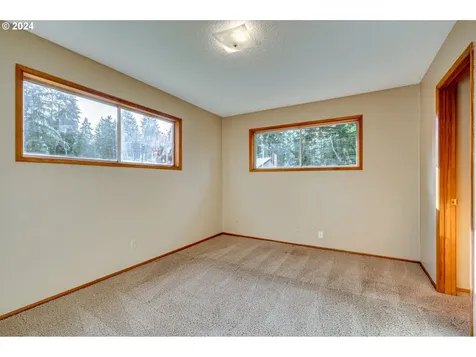 1617 NE 65th Street Vancouver WA 98665