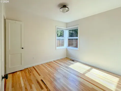 1335 NE 77th Avenue Portland OR 97213