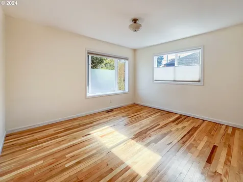 1335 NE 77th Avenue Portland OR 97213