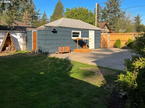 1335 NE 77th Avenue Portland OR 97213
