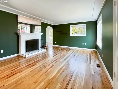 1335 NE 77th Avenue Portland OR 97213