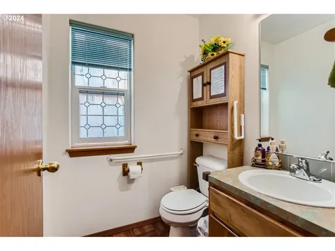 329 Ne 132nd Court Portland OR 97230