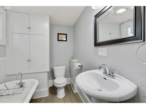 354 NE 4th Avenue Canby OR 97013