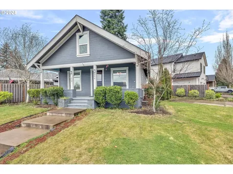 354 NE 4th Avenue Canby OR 97013