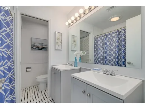 500 W 26th Avenue Eugene OR 97405