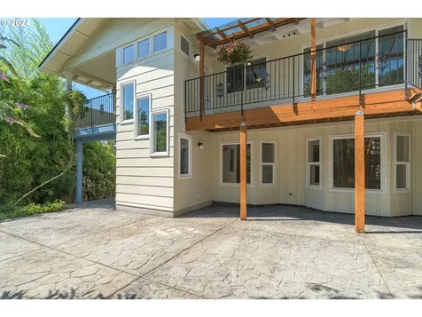 500 W 26th Avenue Eugene OR 97405