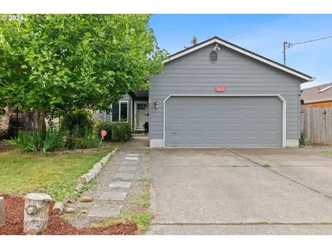 6822 Se Duke Street Portland OR 97206