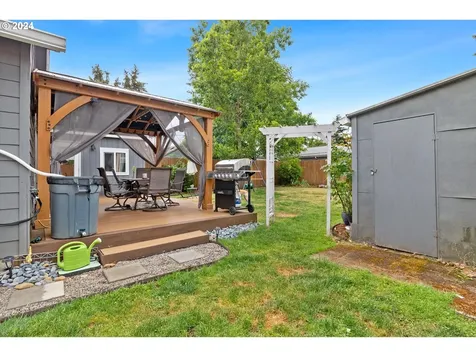 6822 Se Duke Street Portland OR 97206