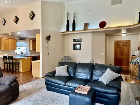 2656 Kalmia Street Eugene OR 97404