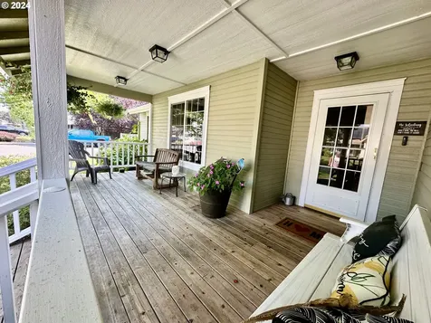 2656 Kalmia Street Eugene OR 97404