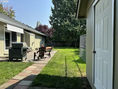 2656 Kalmia Street Eugene OR 97404