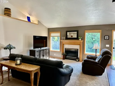 2656 Kalmia Street Eugene OR 97404
