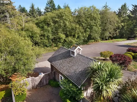 782 Woodland Court Gearhart OR 97138