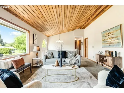 22100 S Tonya Court Beavercreek OR 97004