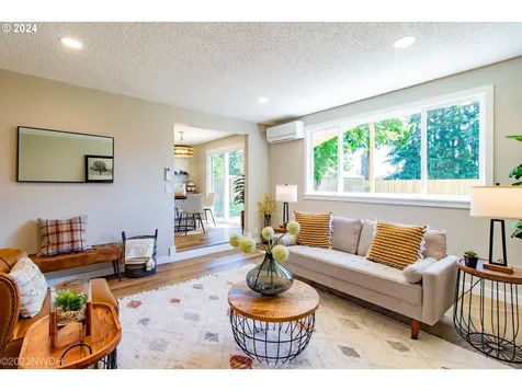 2269 E Irwin Way Eugene OR 97402