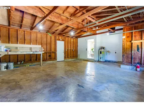 2269 E Irwin Way Eugene OR 97402