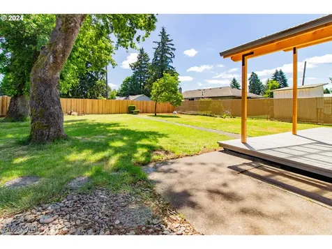 2269 E Irwin Way Eugene OR 97402