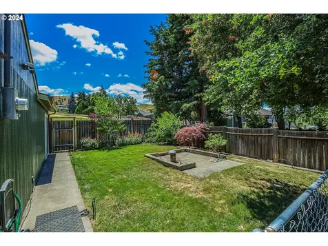 2624 E 10th Street The Dalles OR 97058