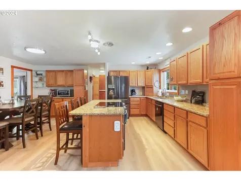 2624 E 10th Street The Dalles OR 97058
