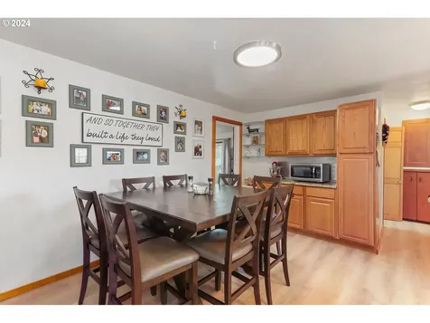 2624 E 10th Street The Dalles OR 97058