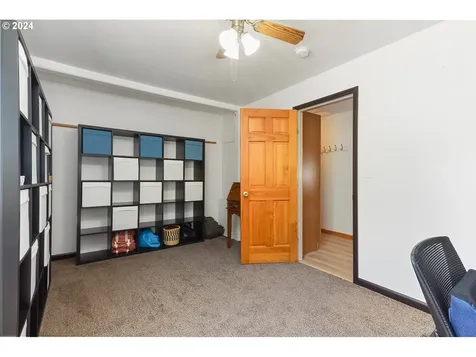 2624 E 10th Street The Dalles OR 97058