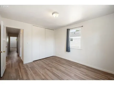 4319 Se 115th Avenue Portland OR 97266